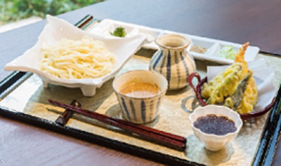 昼食メニュー例 (和食)